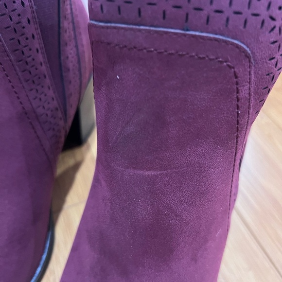 MIA Sutton Burgundy Ankle Boots Bootie Slip On Laser Cut Size 11 - Picture 5 of 7
